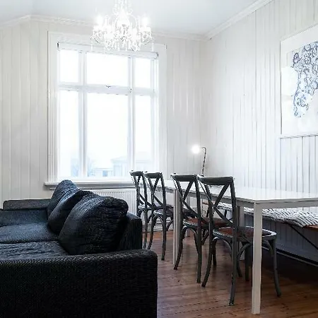 Luna Amtmannsstigur 3* Reykjavík