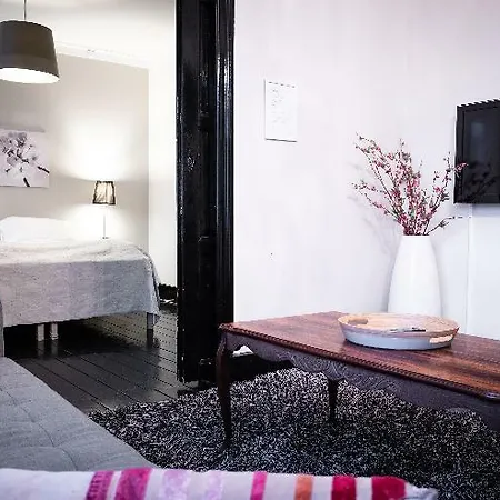 Luna Amtmannsstigur Hotel 3*